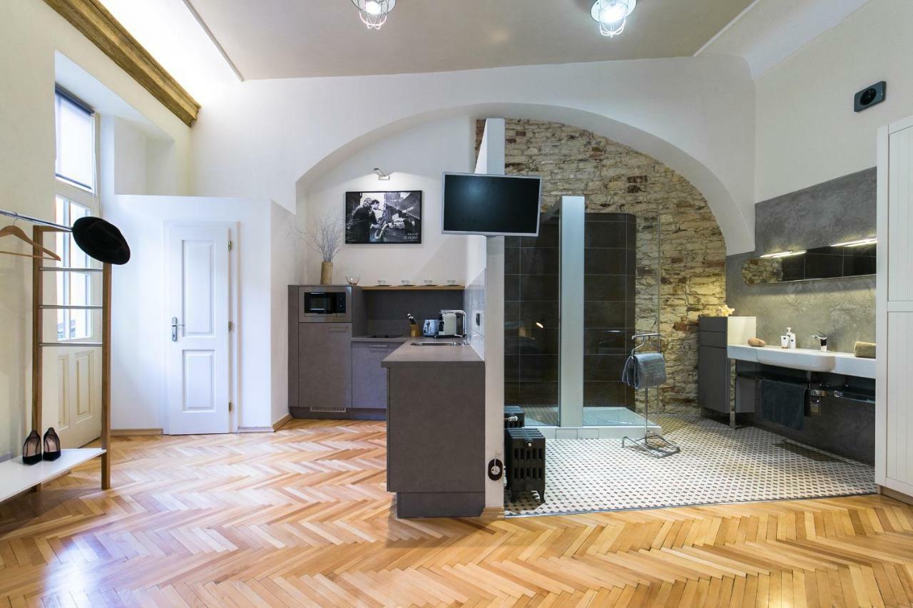 Apartment Nebovidy I - Historic Centre - Terrace - Air Conditioning Praha Eksteriør bilde